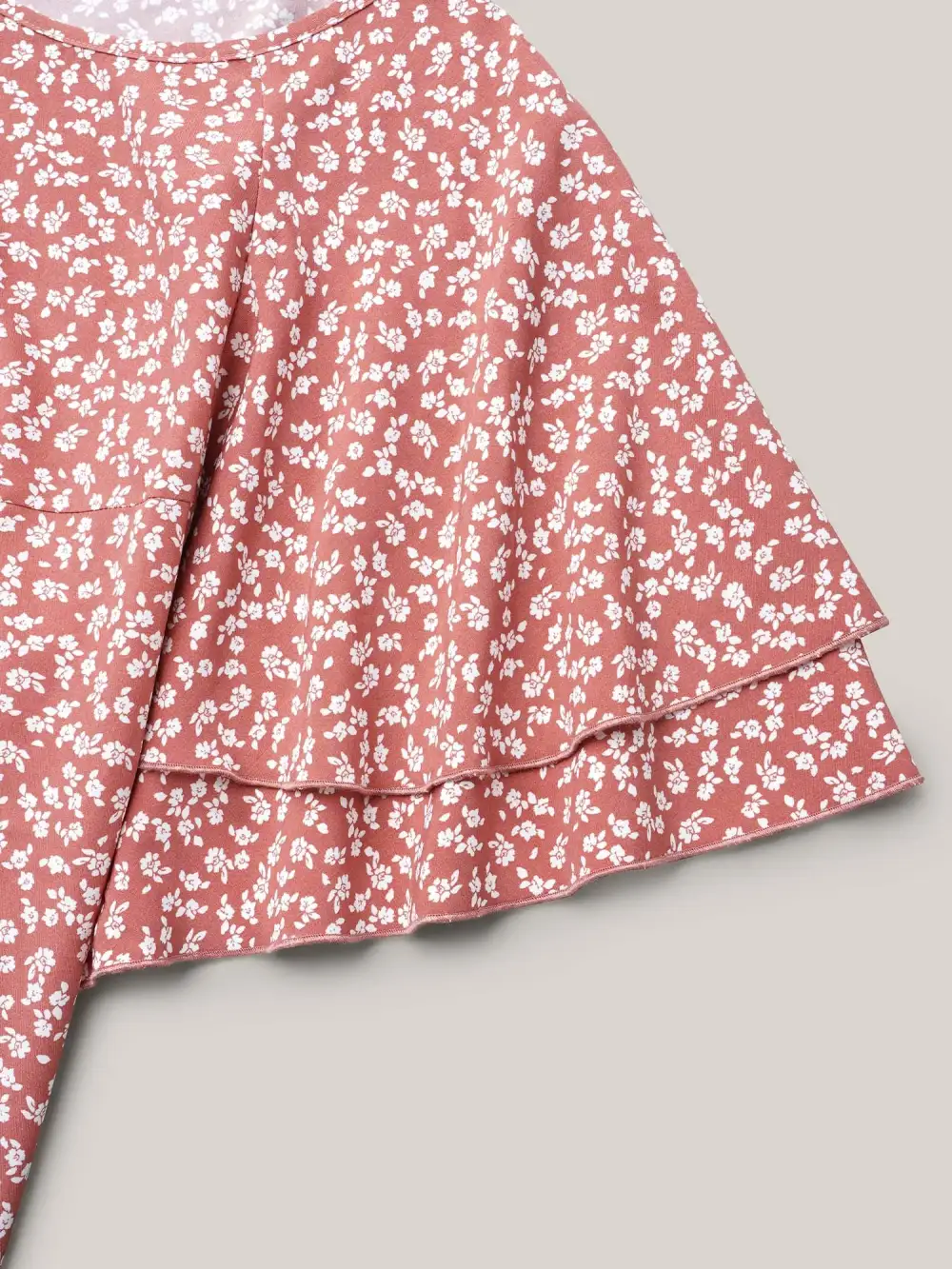 Ditsy Floral Print Tiered Lotus Leaf Sleeve Shirt