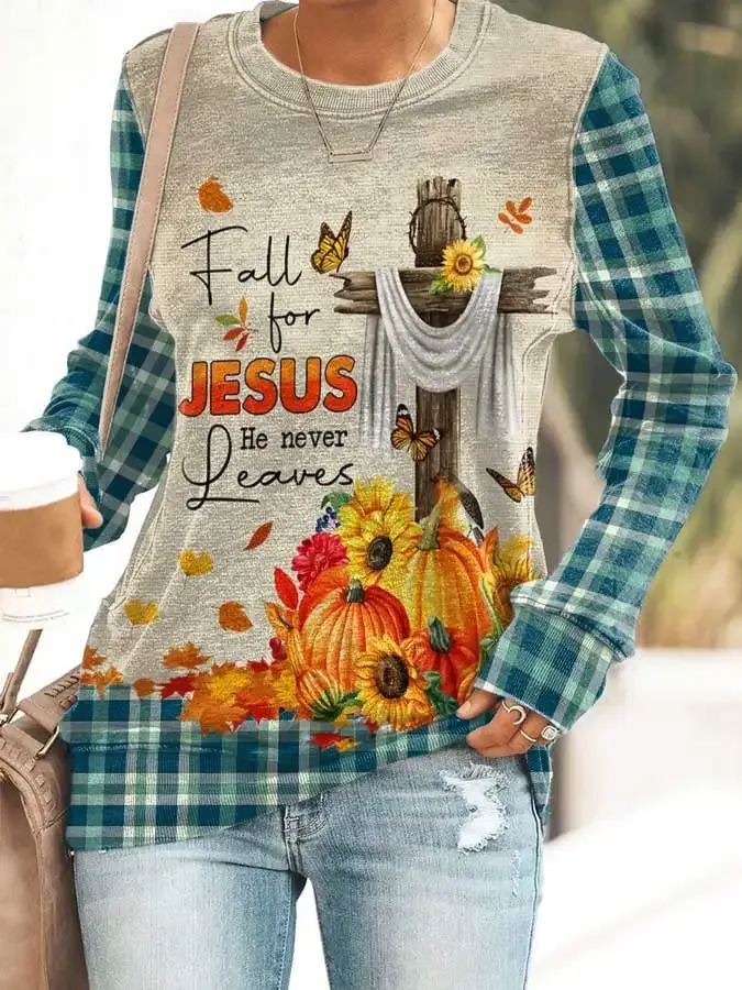 Thanksgiving Fall For Jesus He Never Leaves Plaid Pumpkin Print Sweatshirt