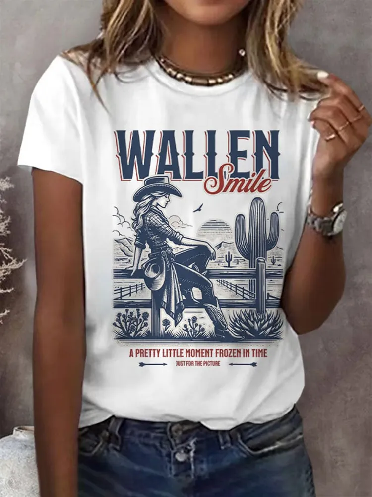 Women'S Wallen Smile A Pretty Little Moment Frozen In Time Juse For The Picture Round-Neck Short-Sleeved T-Shirt