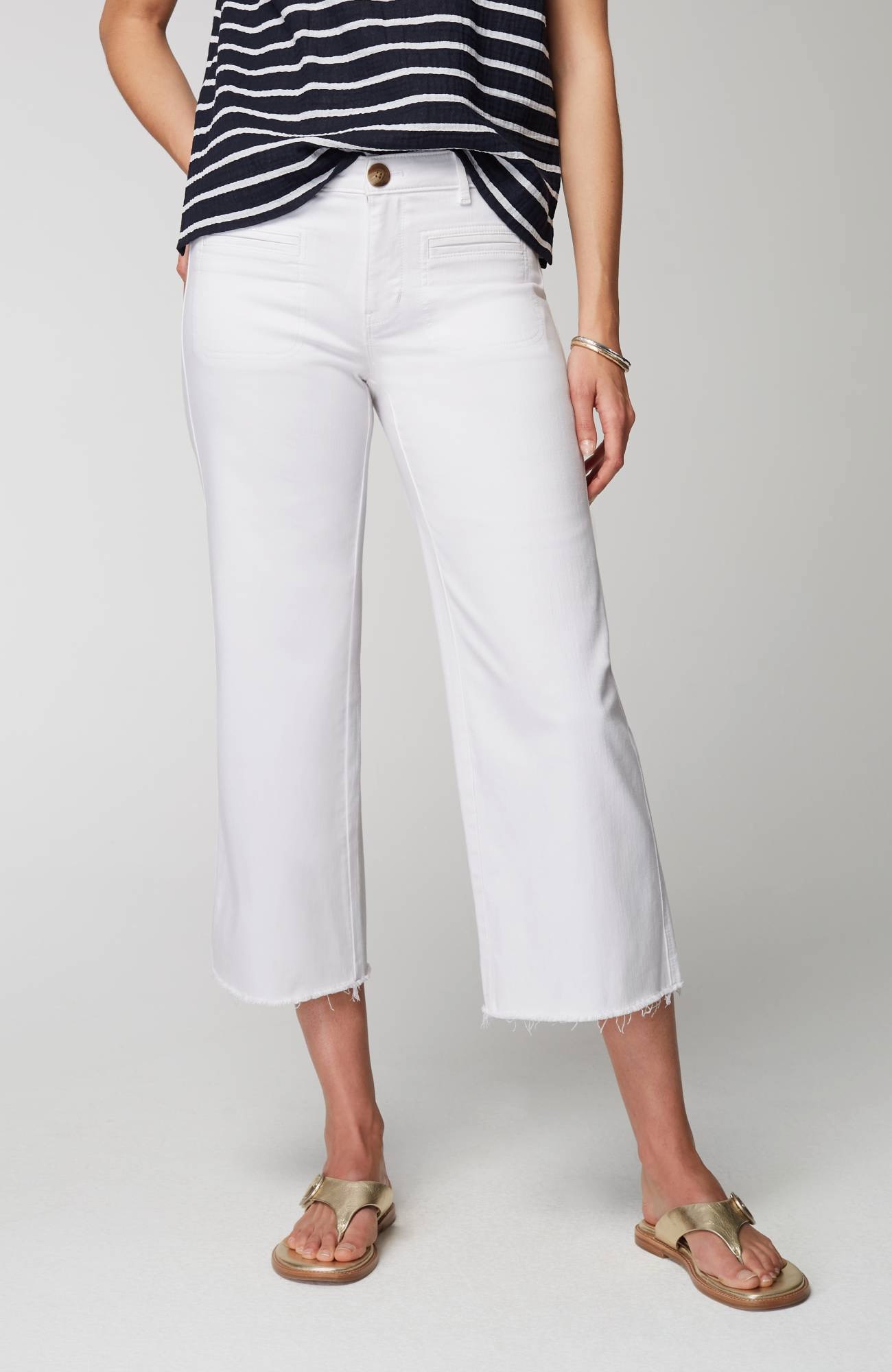 Wide-Leg Welt-Pocket Crops