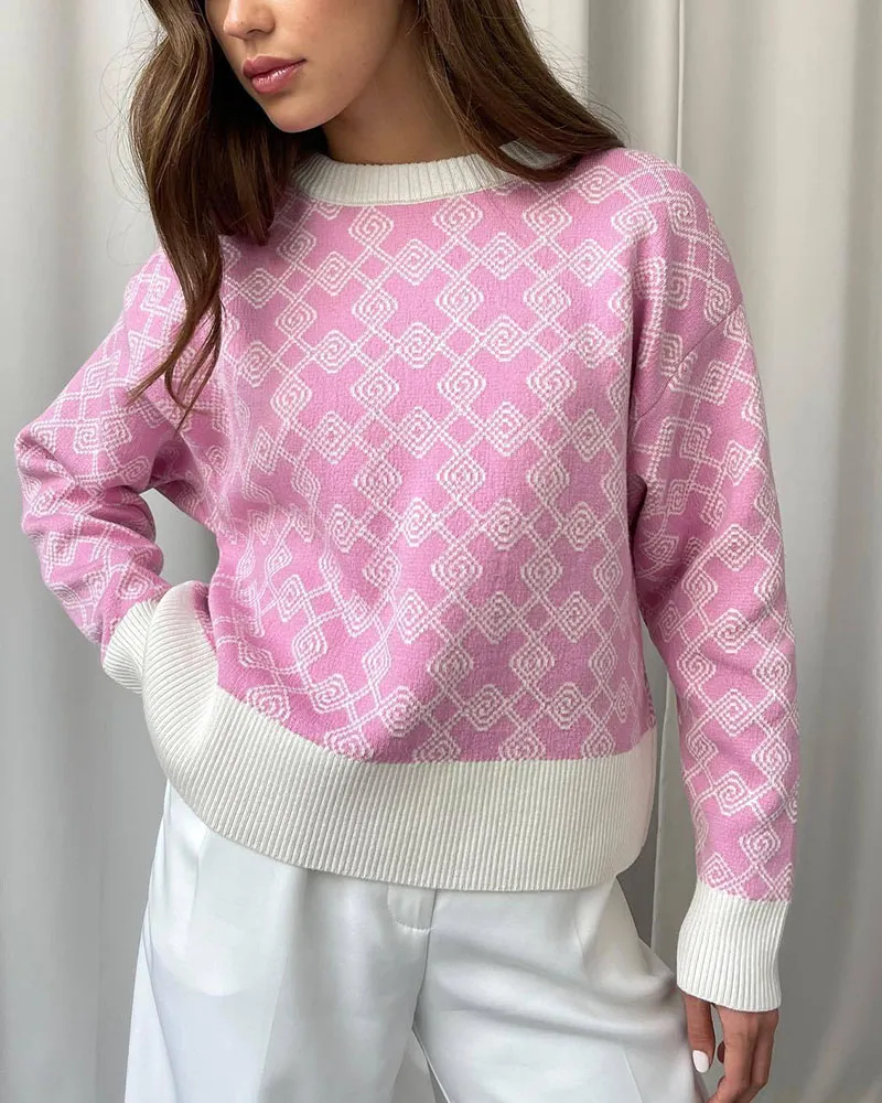 Chic on-trend jacquard sweater