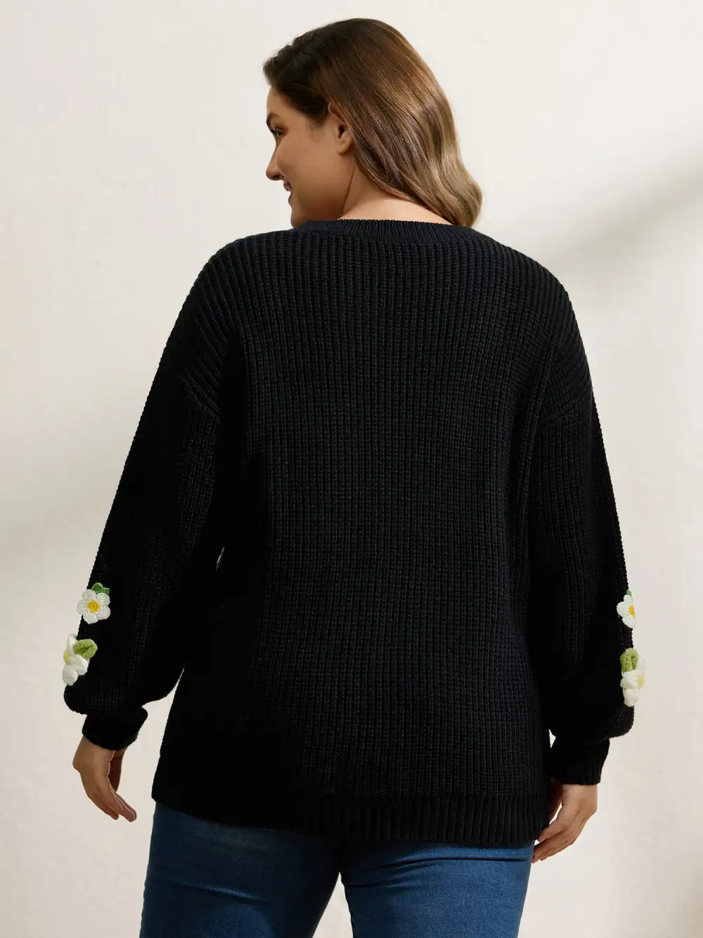 Crochet Floral Pattern V-Neck Pullover