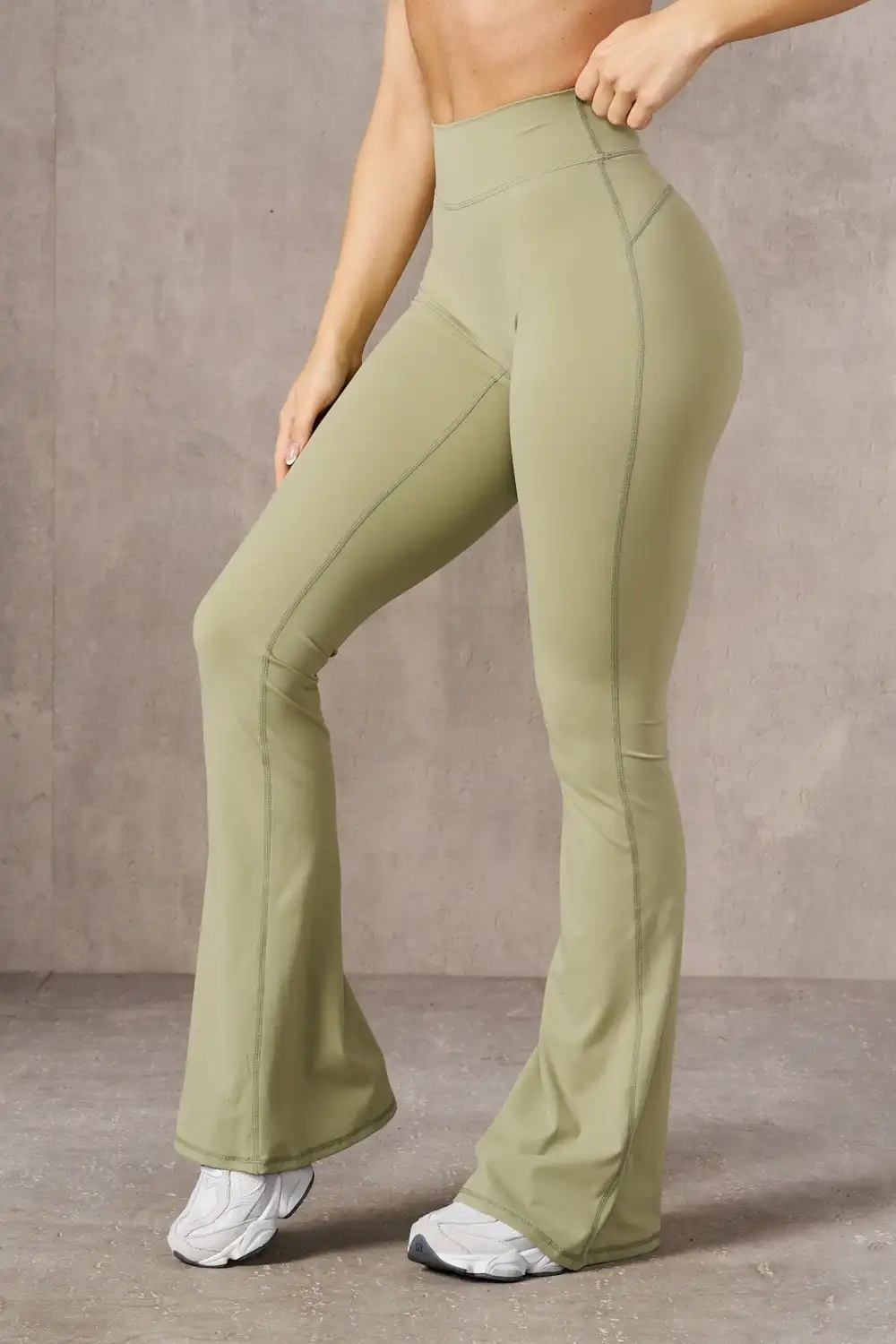 W230 Legacy Flare Pant (Regular)