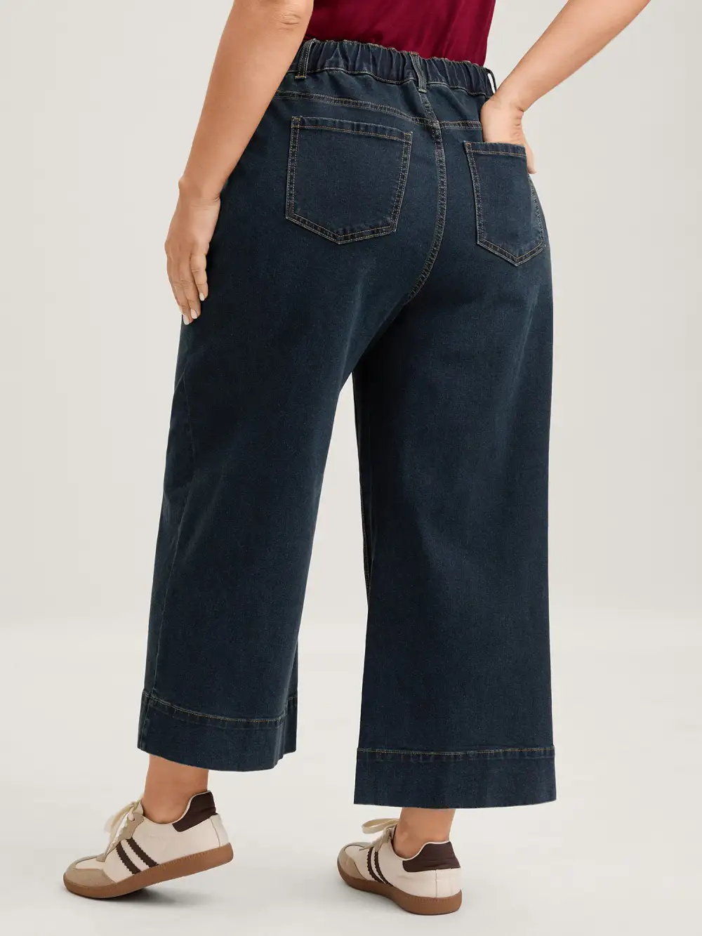 Drawstring Waist Elastic Waist Straight-Leg Jeans