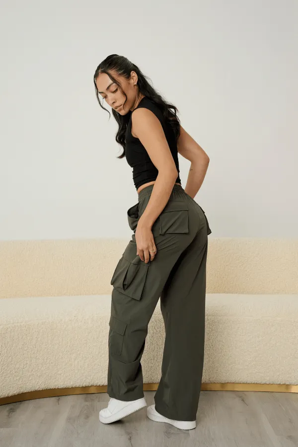 W219 Travel Cargo Joggers