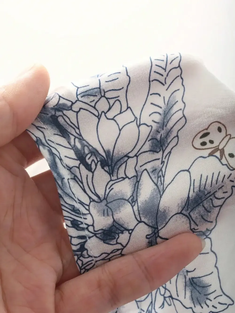 DAZY Women's Ruffle Hem Printed Nightgown