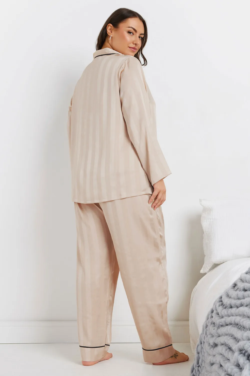 YOURS Curve Black Stripe Satin Pyjama Set