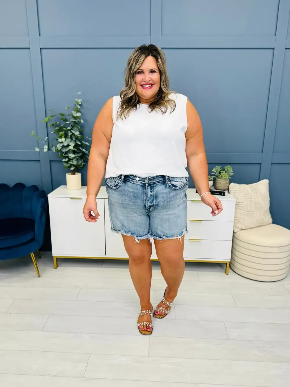 Judy Blue REG/CURVY Summer Snatch Double Button Midrise Adjustable Shorts