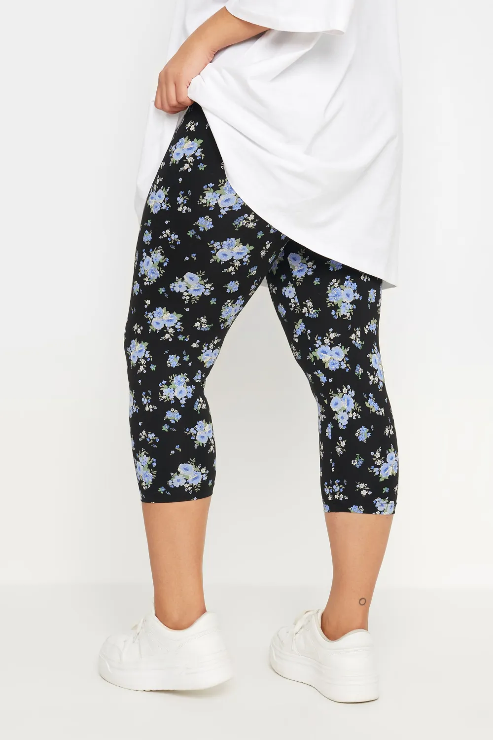 YOURS Curve 2 PACK Black Butterfly Print Cropped Leggings