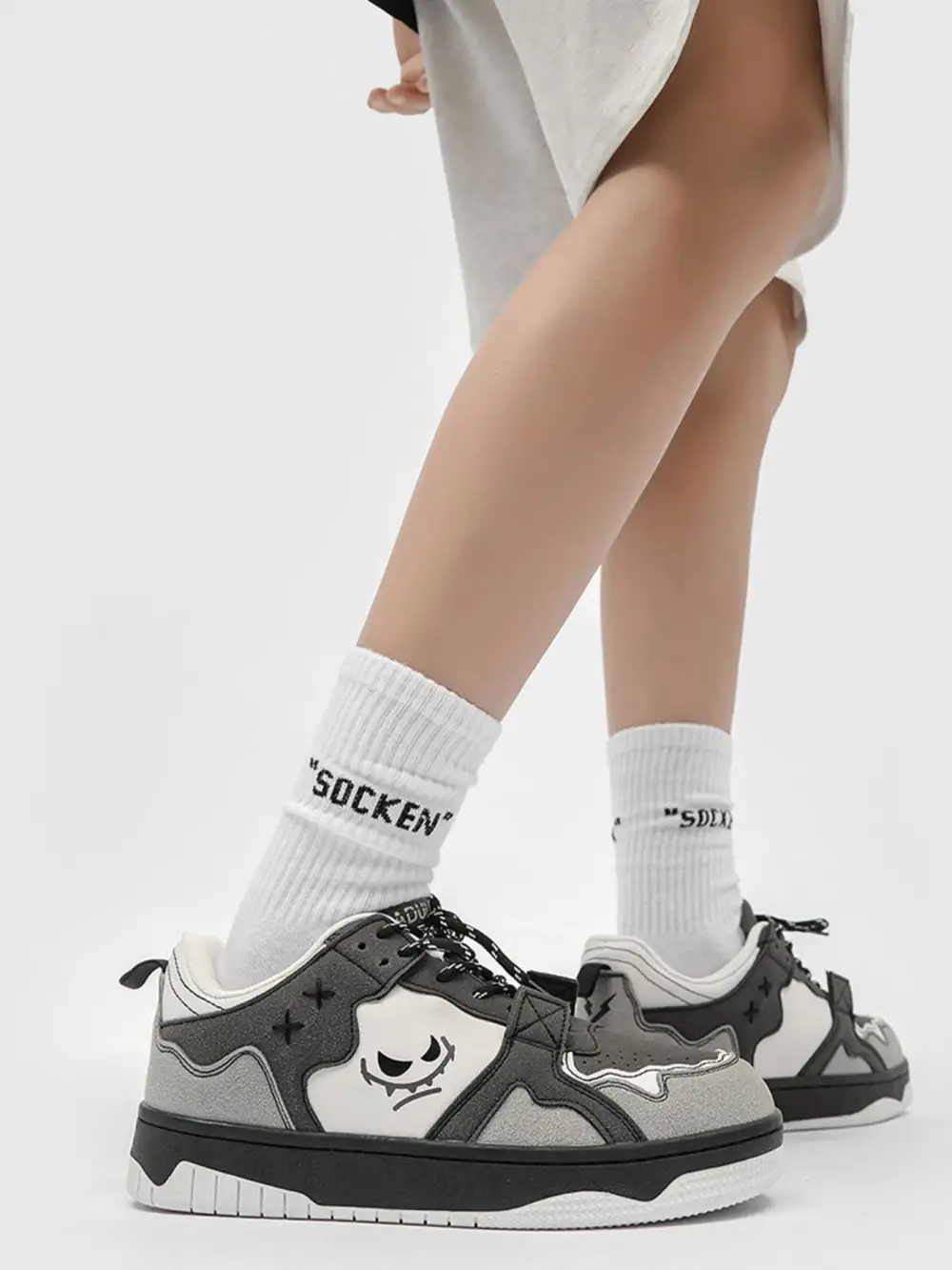 Versatile Sports Board Shoes