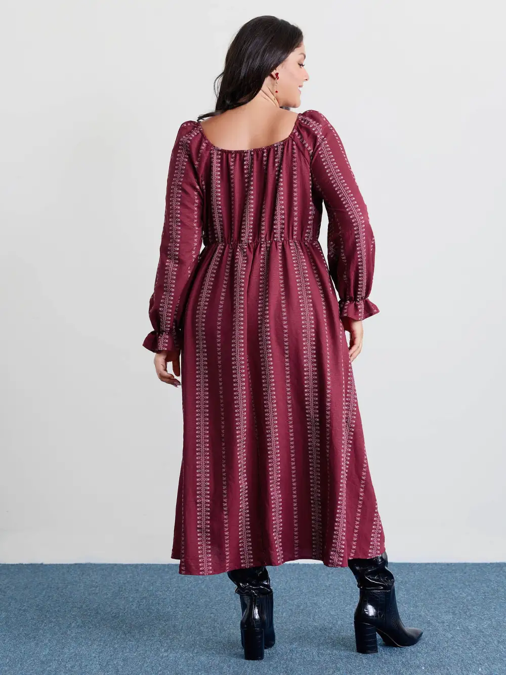 Textured Waist-Defining Square Neck Maxi Dress
