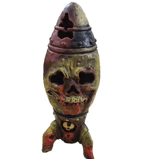 Garden Halloween Skeleton Bomb The Skull Bomb Nuclear Warhead Resin Decorative Crafts Ornament