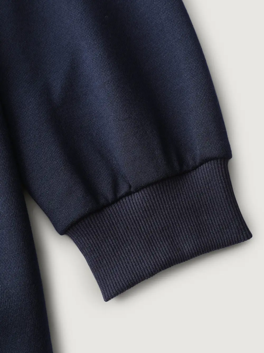 Iridescent Sequin Spliced Round Neck Sweatshirt