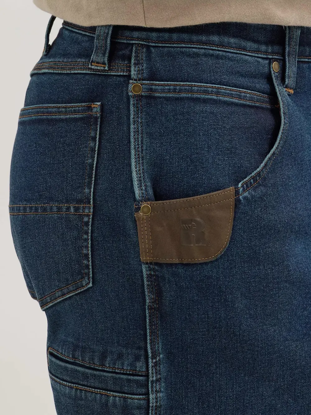 WRANGLER RIGGS WORKWEAR TECHNICAL WORK JEAN IN VINTAGE WASH