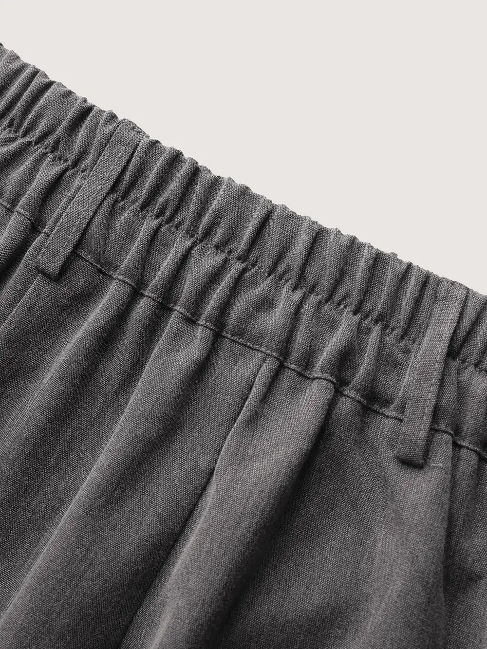 Double-Button Pleated Detail Wide-Leg Pants