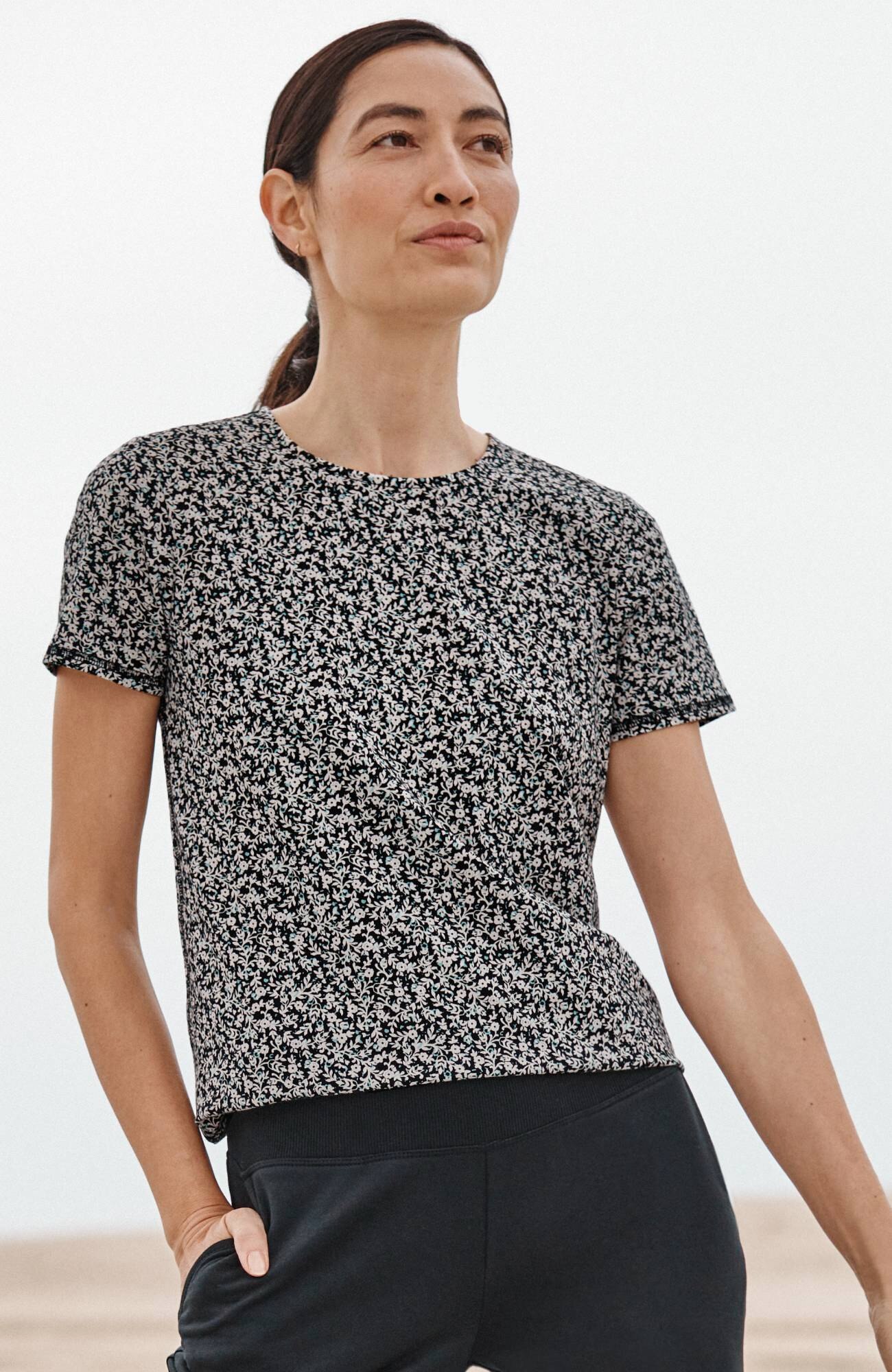 fit progress pima-stretch shirttail tee