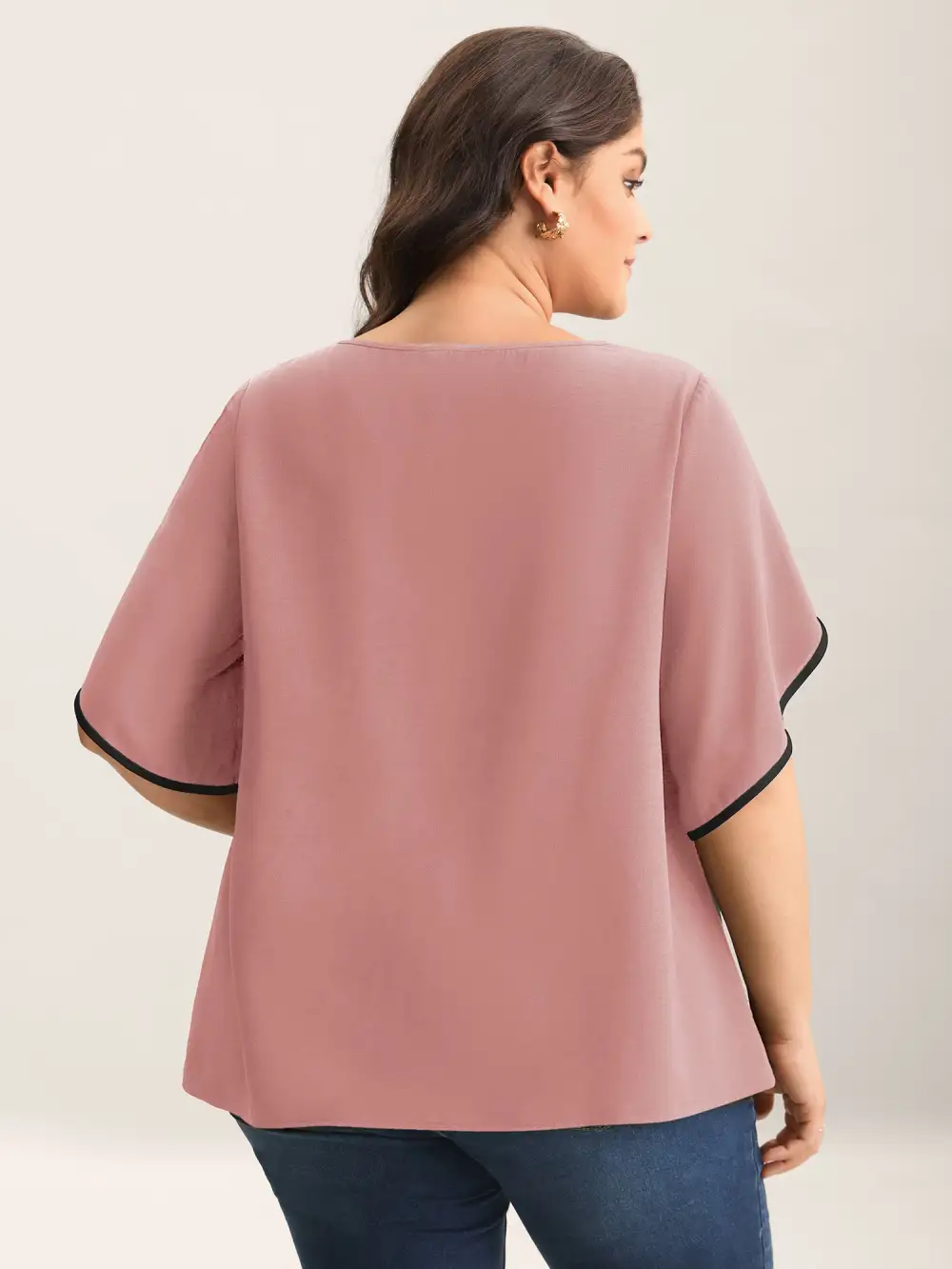 Color Contrast Petal Sleeve Shirt