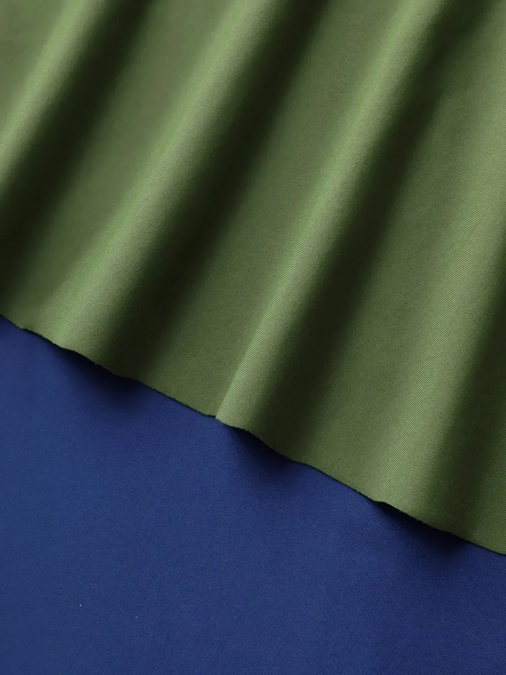 Color Block Asymmetrical Hem Swim Top