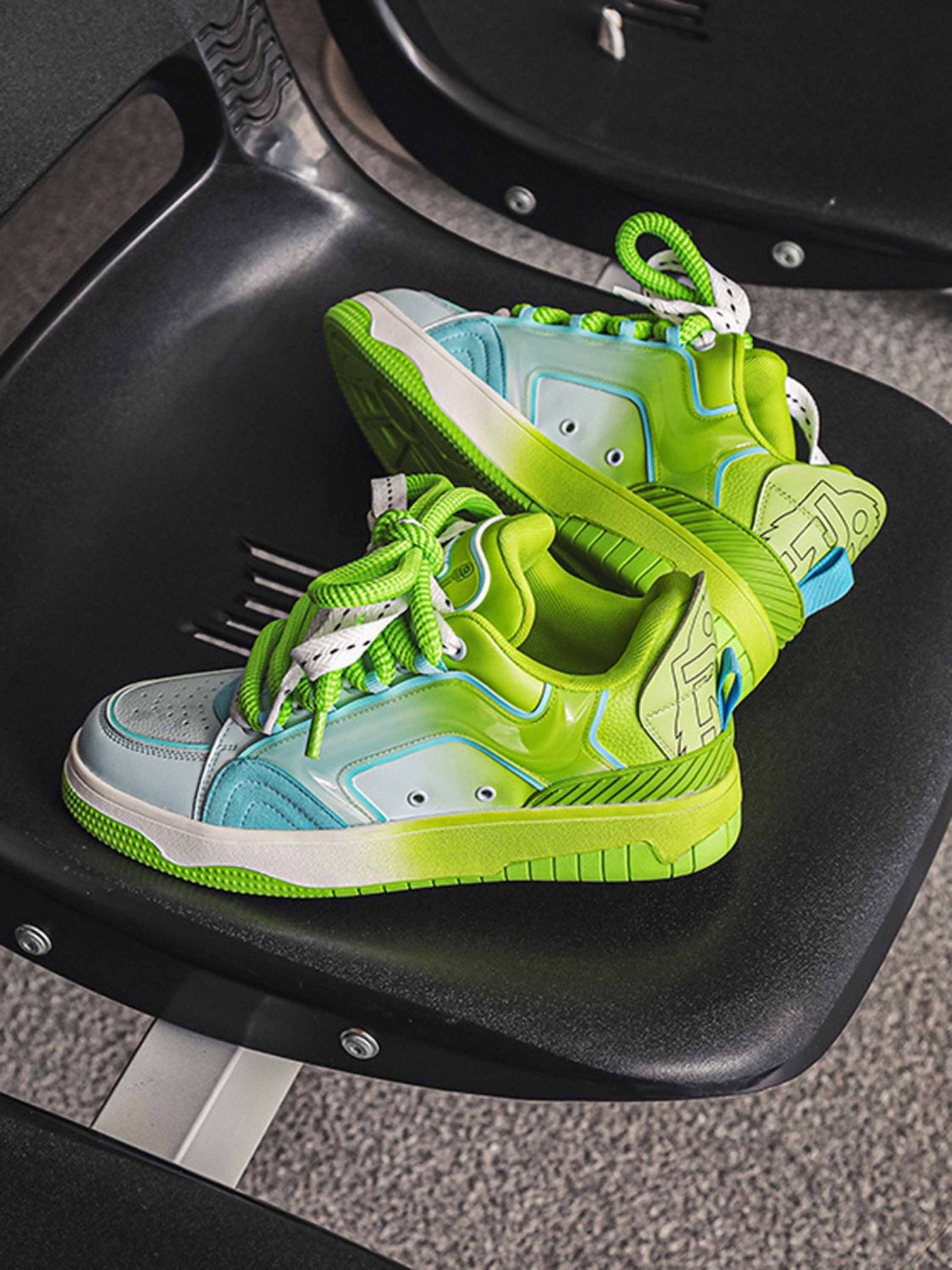 Hip-hop Personality Skateboard Shoes - 1837