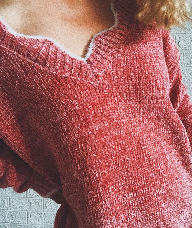 Wave Edge V-Neck Casual Sweater