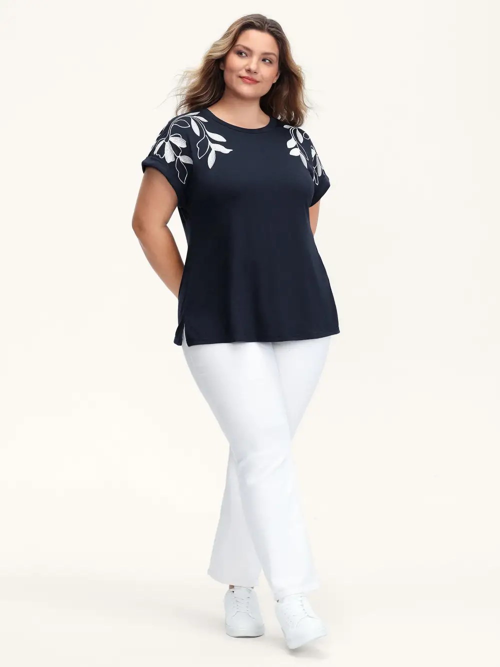 Leaf Embroidery Round Neck Split T-Shirt