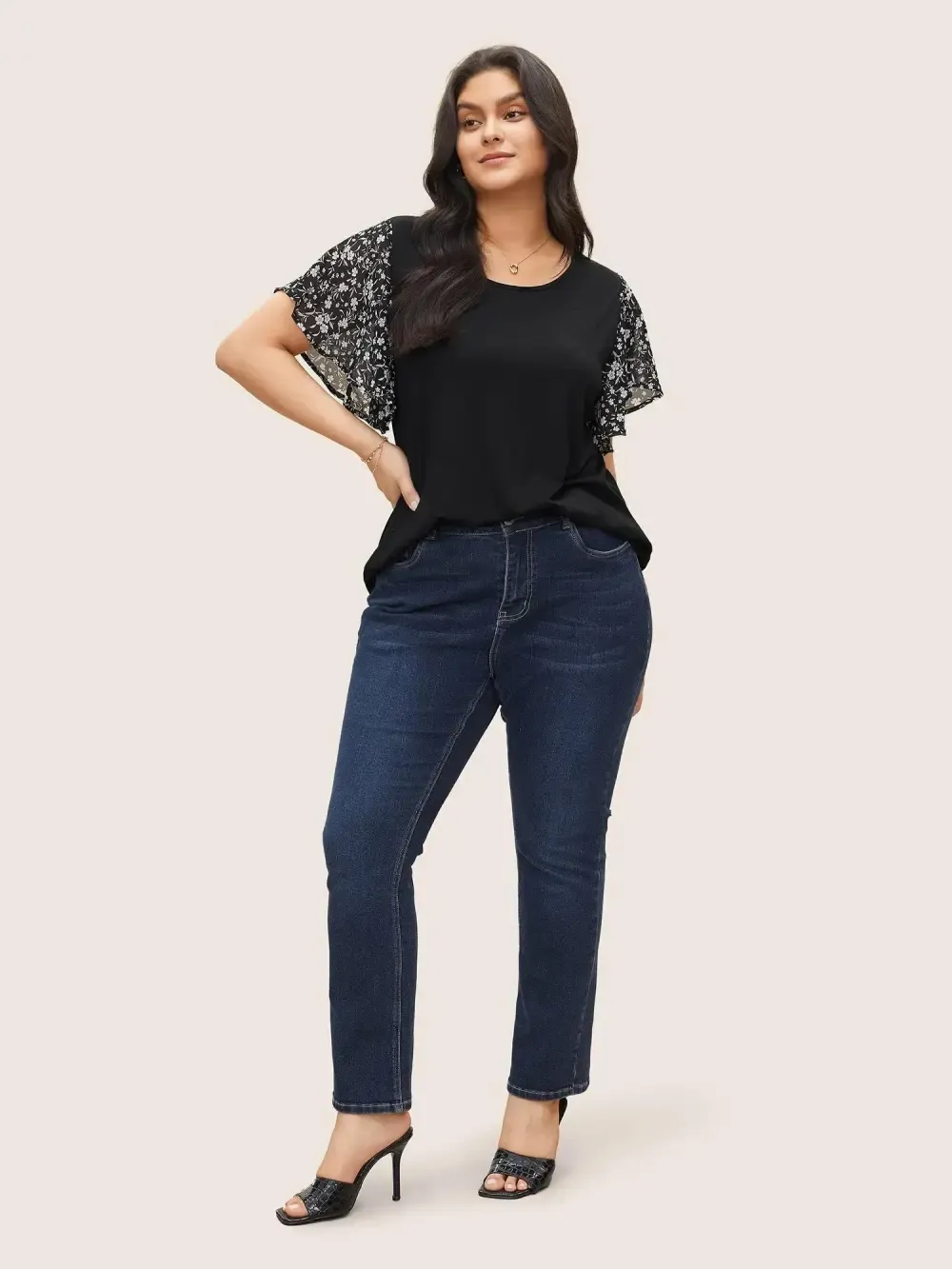 Ditsy Floral Ruffle Sleeve Round Neck T-shirt