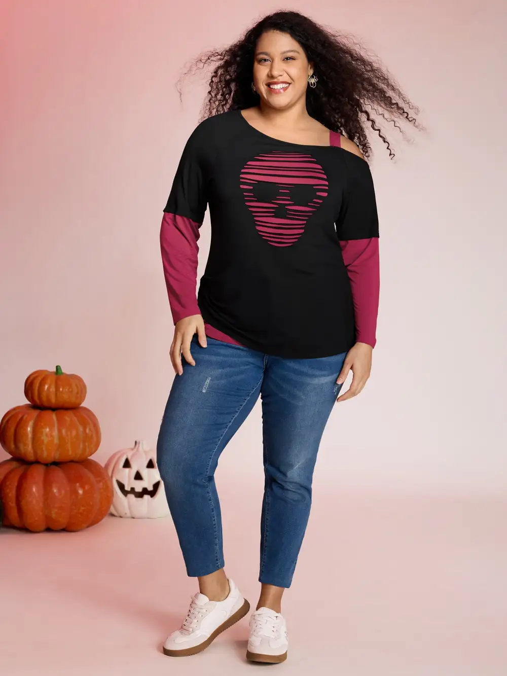 2-in-1 Supersoft Spooky Skull Print T-Shirt