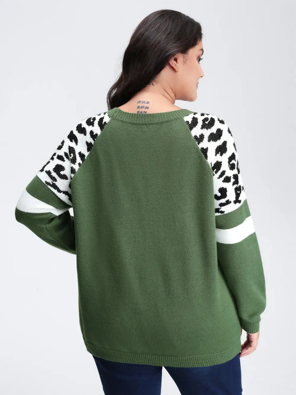 Supersoft Leopard Print Raglan Sleeve Pullover