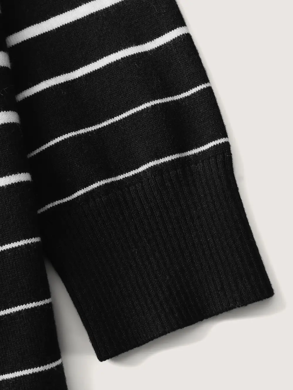 Stripes Color Contrast Round Neck Pullover