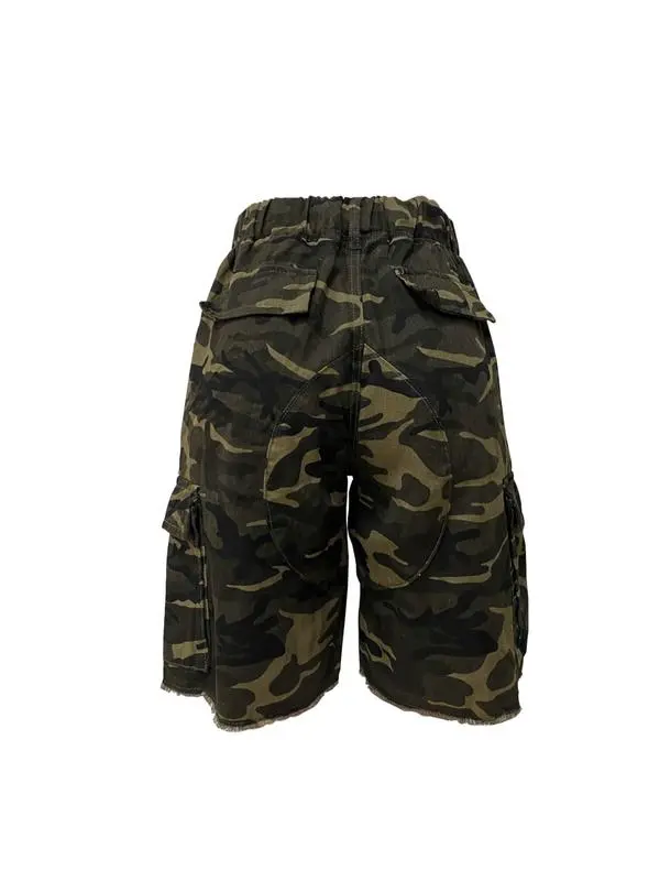 Women's Camo Print Straight-Leg Shorts with Pockets-Raw Hem, Elastic Waist