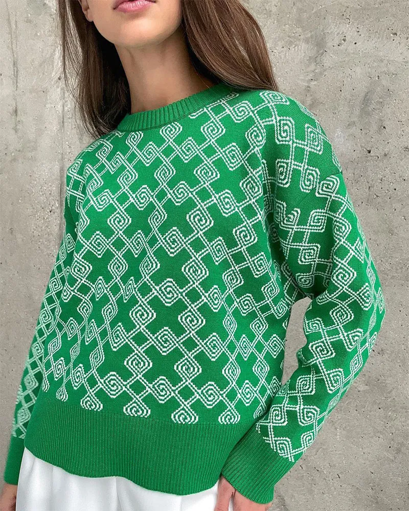 Chic on-trend jacquard sweater
