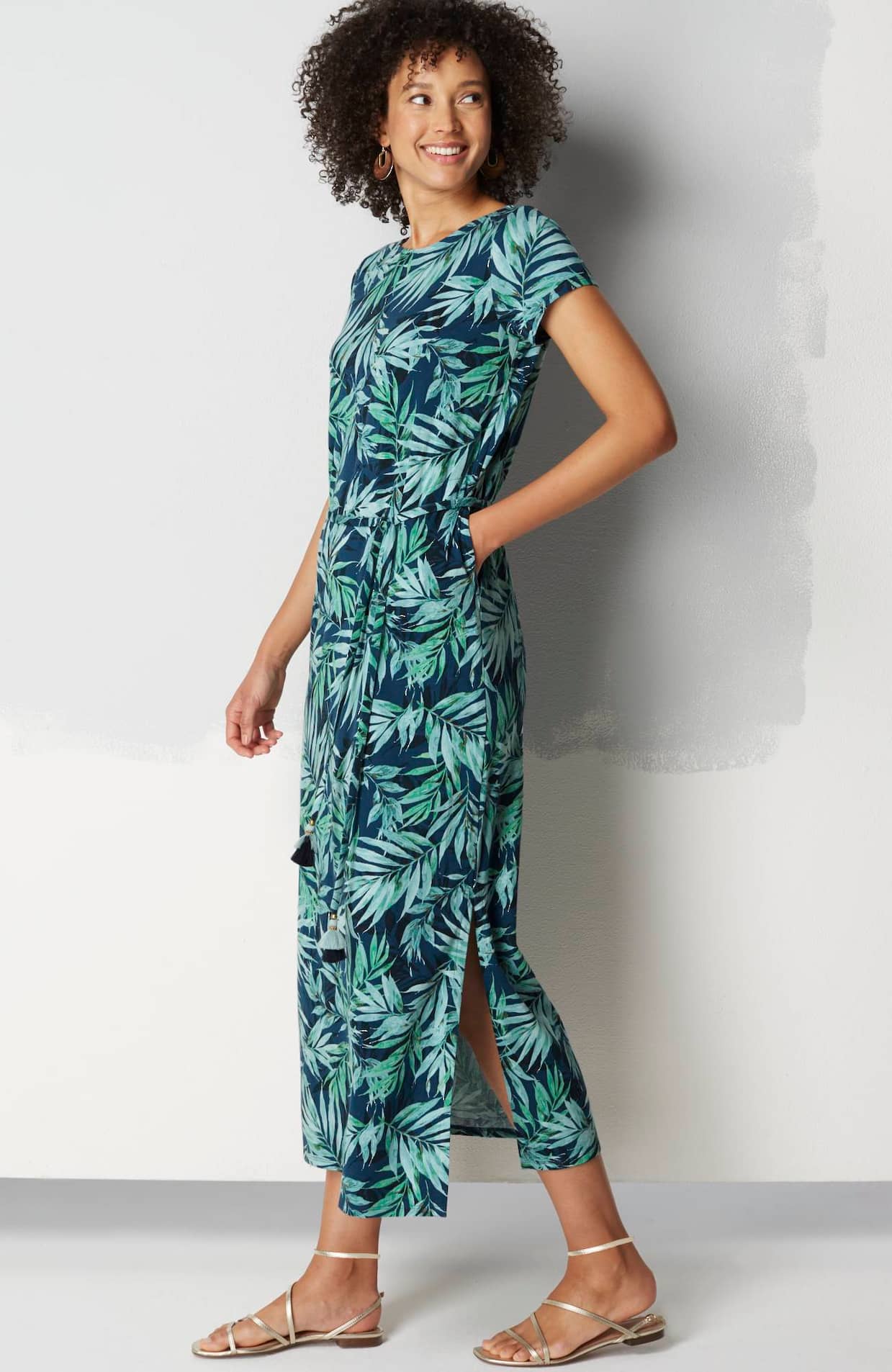 cap-sleeve maxi dress