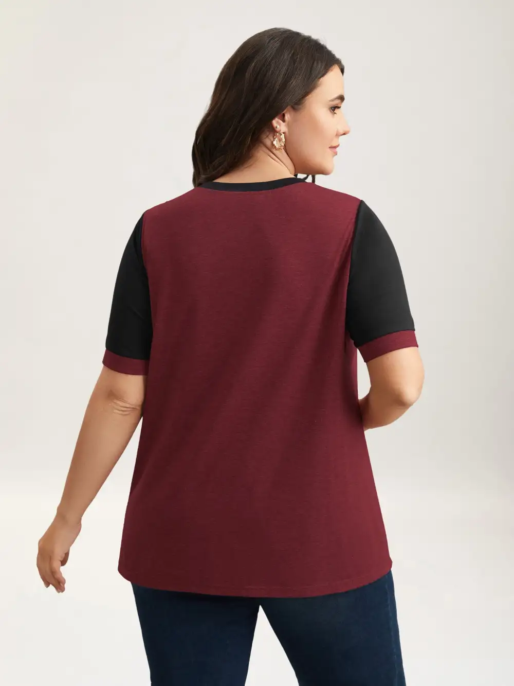 Stretchy Scalloped Lace Color Contrast T-Shirt