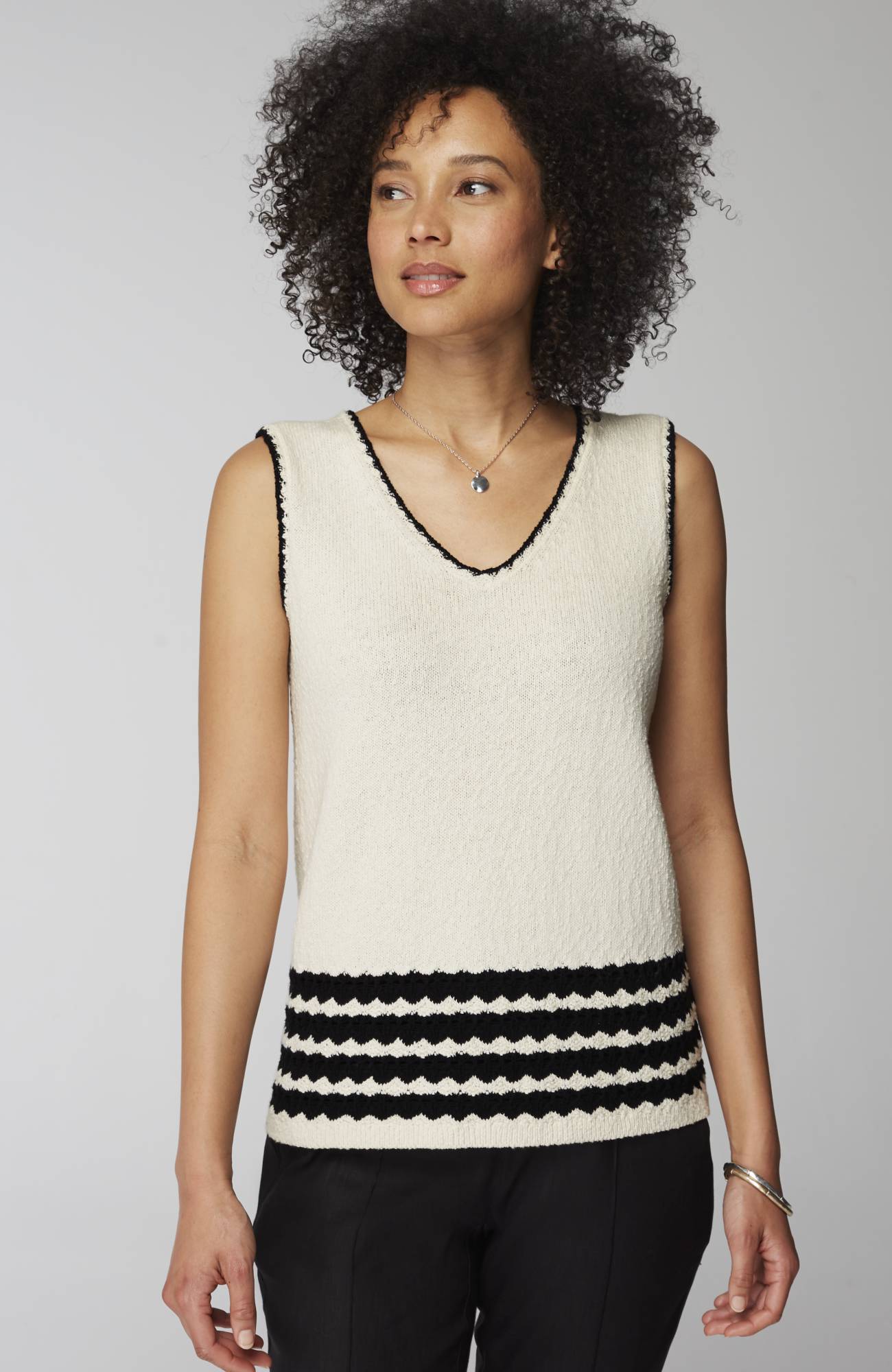Wavy-Stripes Textured Sweater