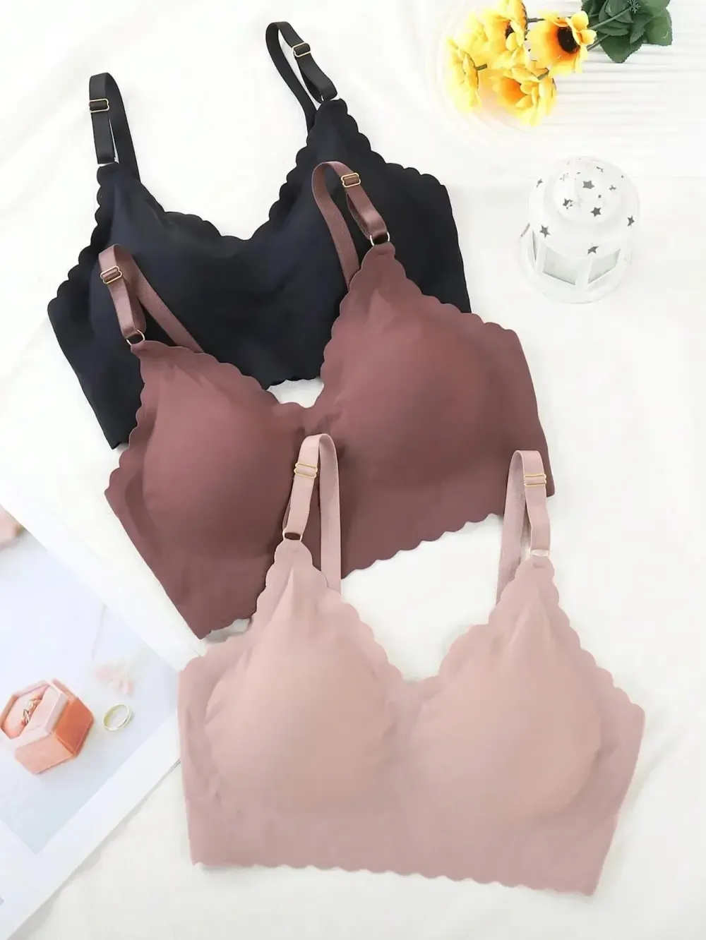 Basics 3pcs Seamless Wave Edge Adhesive Bra Set With Removable Cups