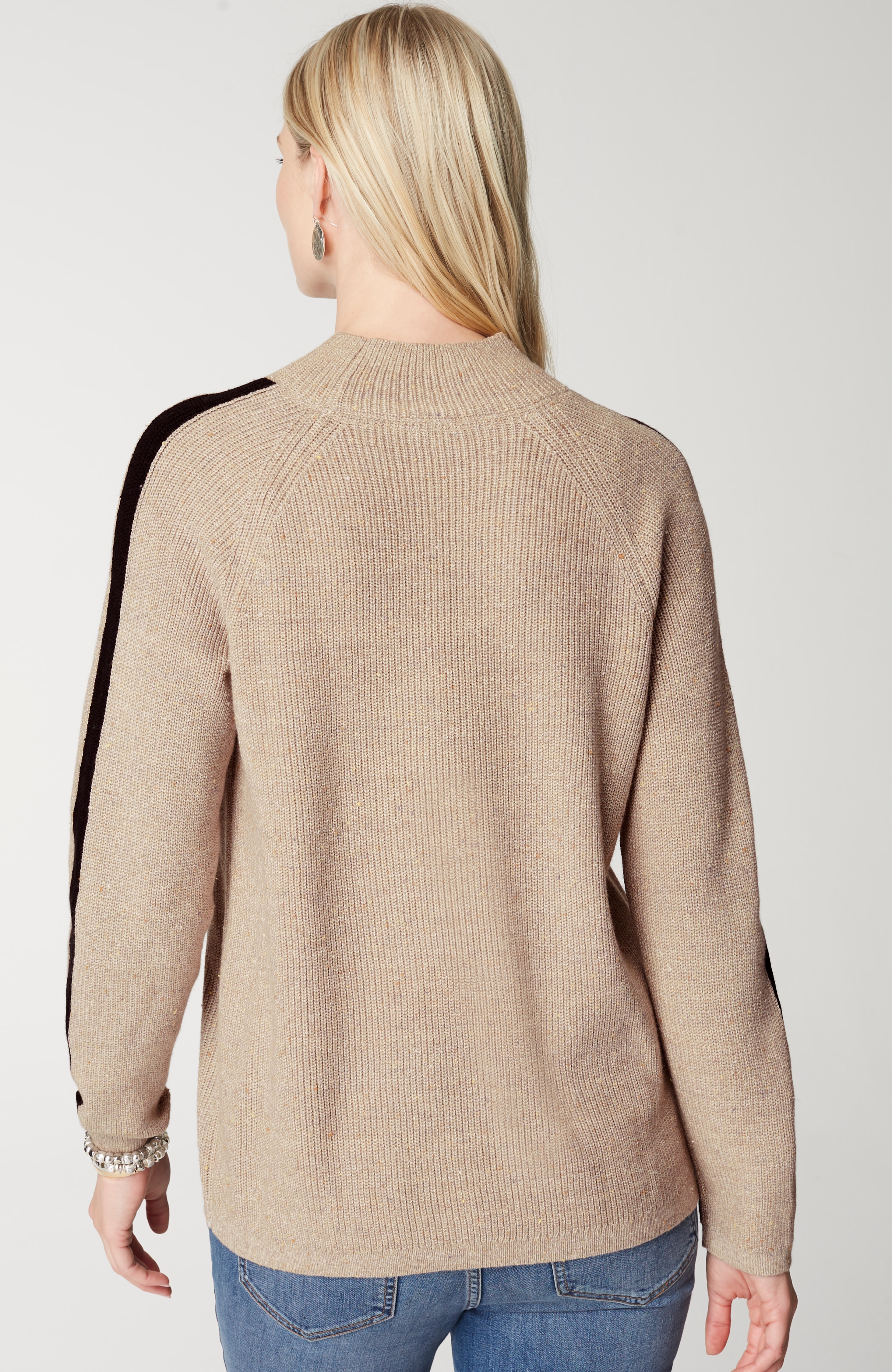 Contrasting-Stripe Ribbed Sweater