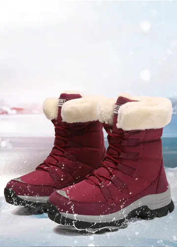 EVERYDAY FAUX FUR TRIM WATERPROOF WOMEN'S BOOTIE