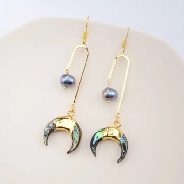 Black Pearl Half Moon Earrings