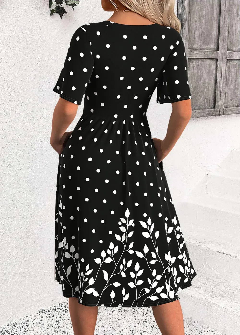 Black Polka Dot Half Sleeve Round Neck Dress