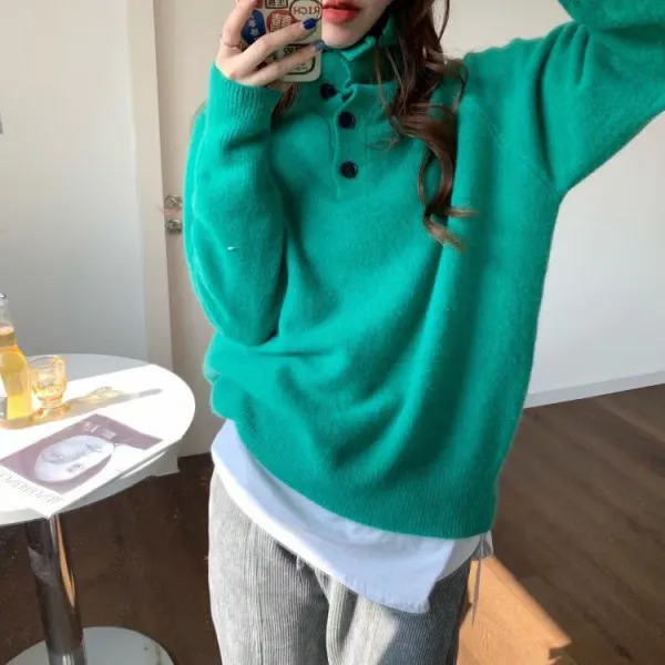 Sweet and gentle turtleneck button-down sweater