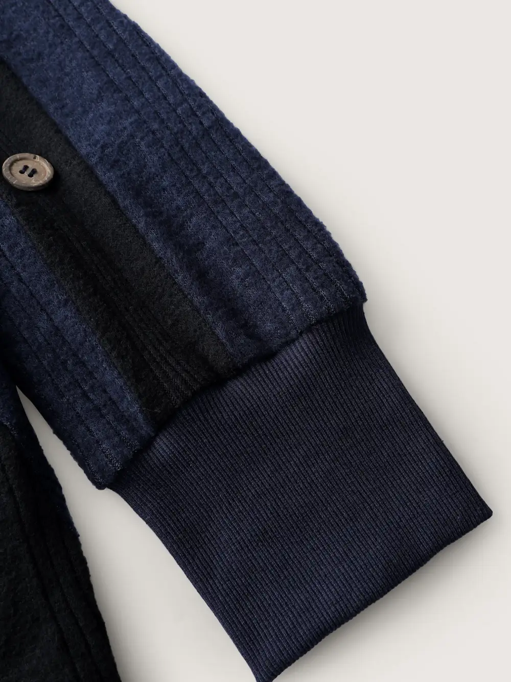 Color Contrast Raglan Sleeve Sweatshirt