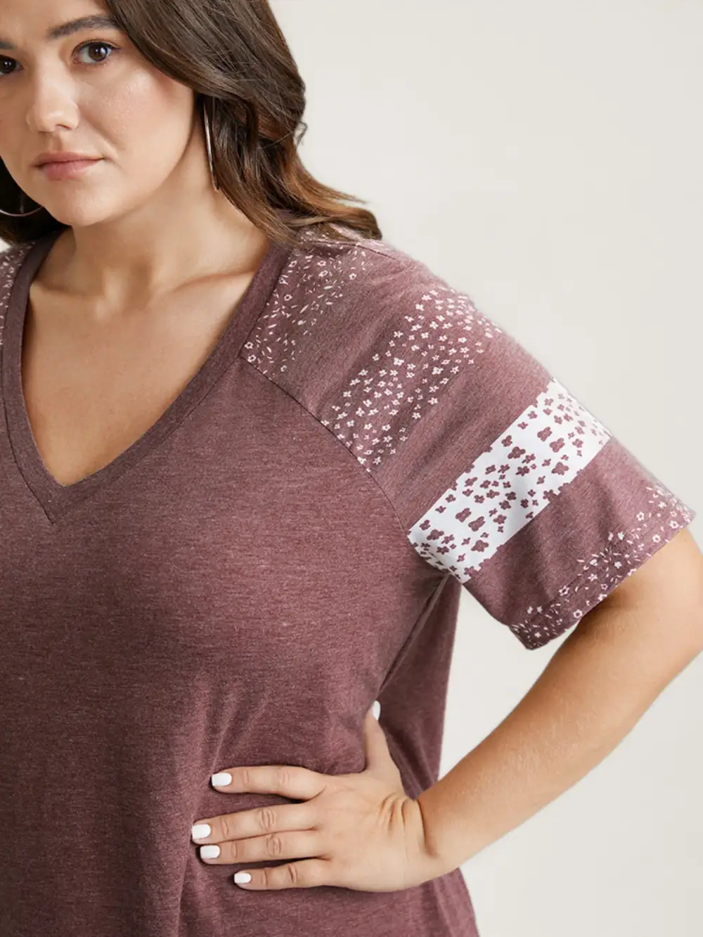 Ditsy Floral Colorblock Contrast Raglan Sleeve T-shirt