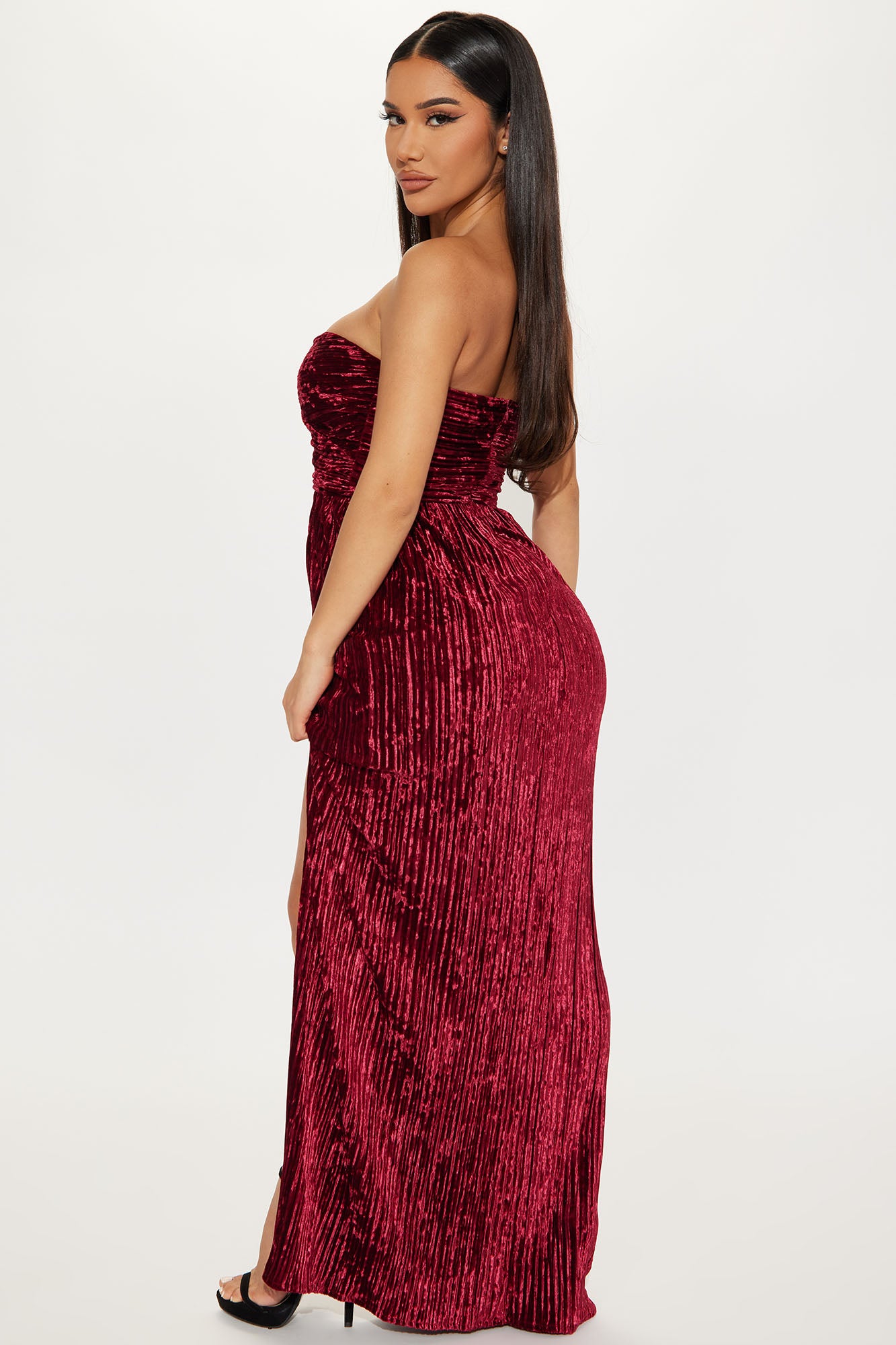 Mila Velvet Plisse Maxi Dress - Wine