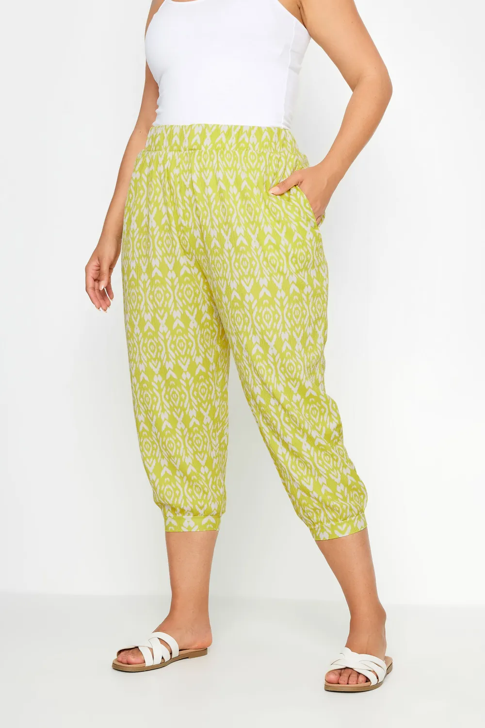 YOURS Curve Black Geometric Print Textured Cropped Harem Trousers
