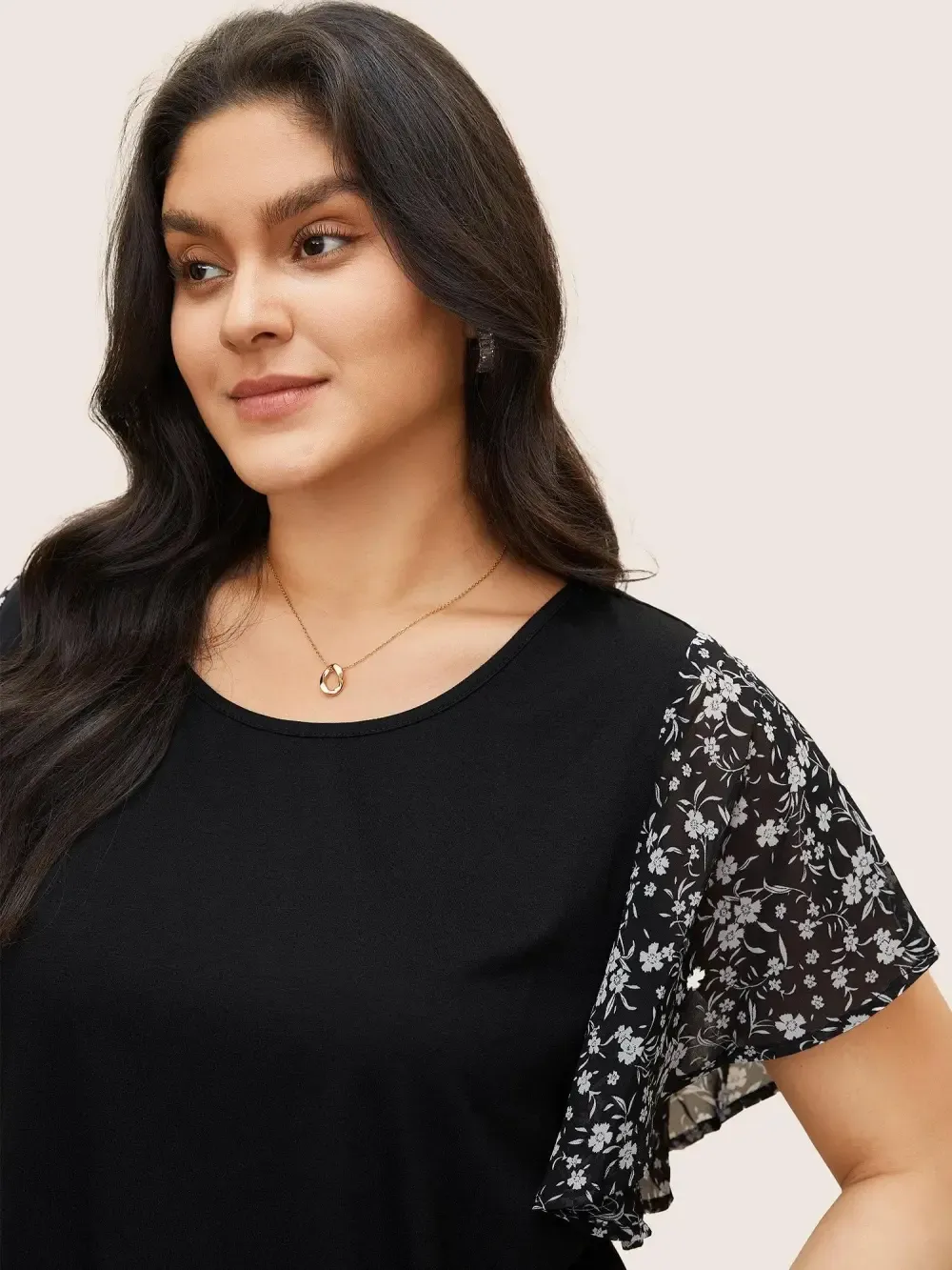 Ditsy Floral Ruffle Sleeve Round Neck T-shirt