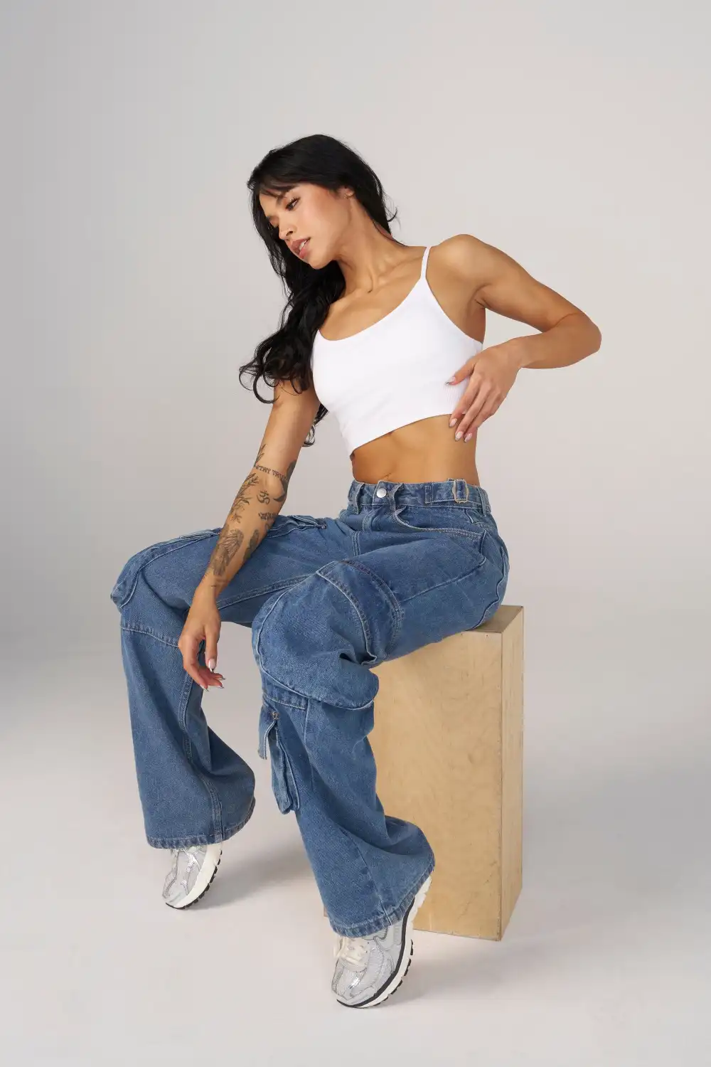 W242 Straight Leg Cargo Jeans