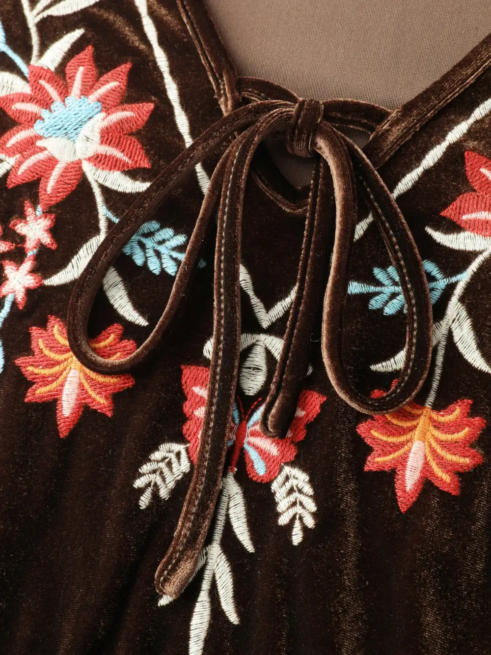 Floral Embroidered Stretchy Waist Pockets Midi Dress