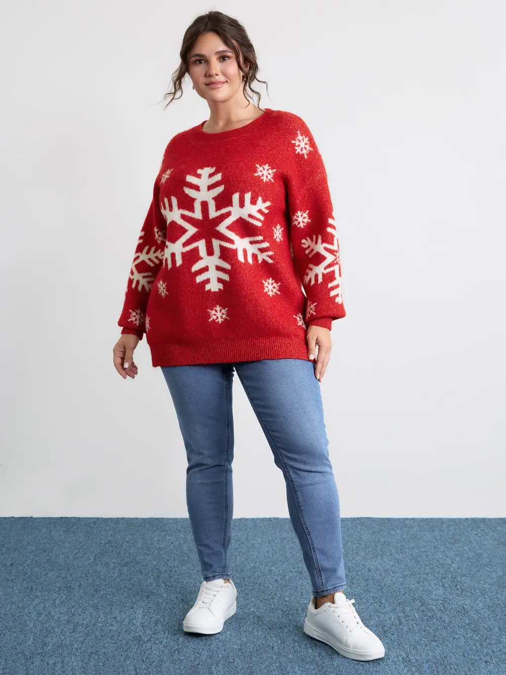 Snowflake Holiday Print Pullover