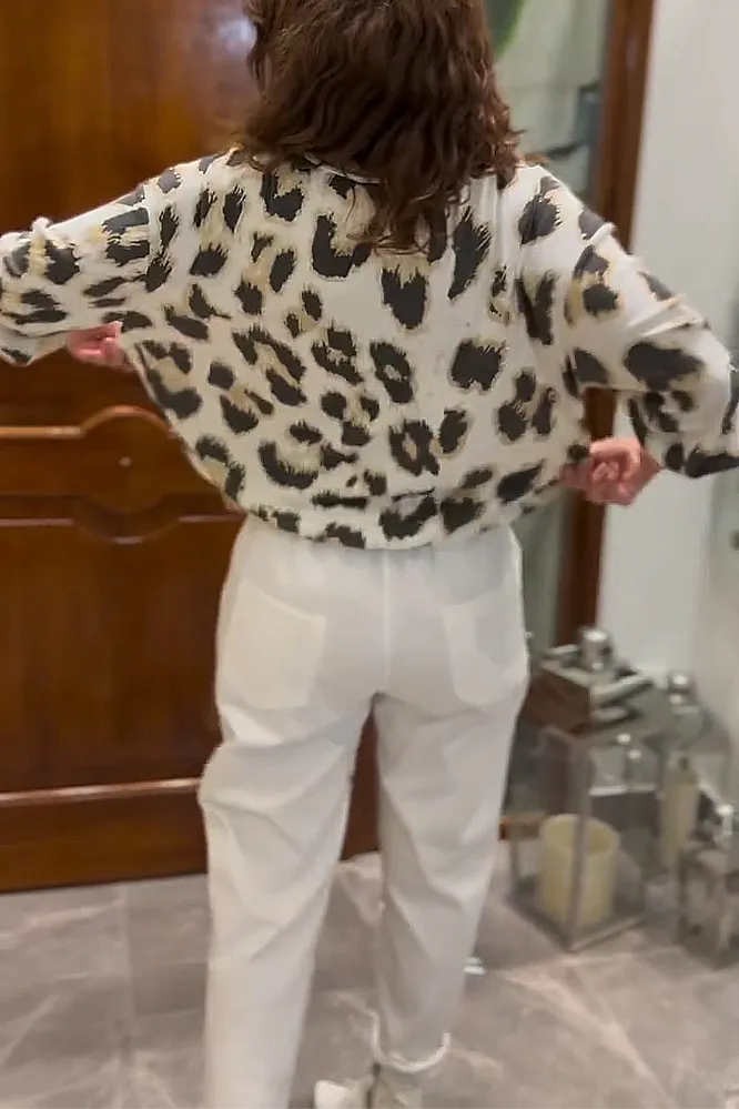 Women's leopard print V-neck top and leopard print two-piece suit