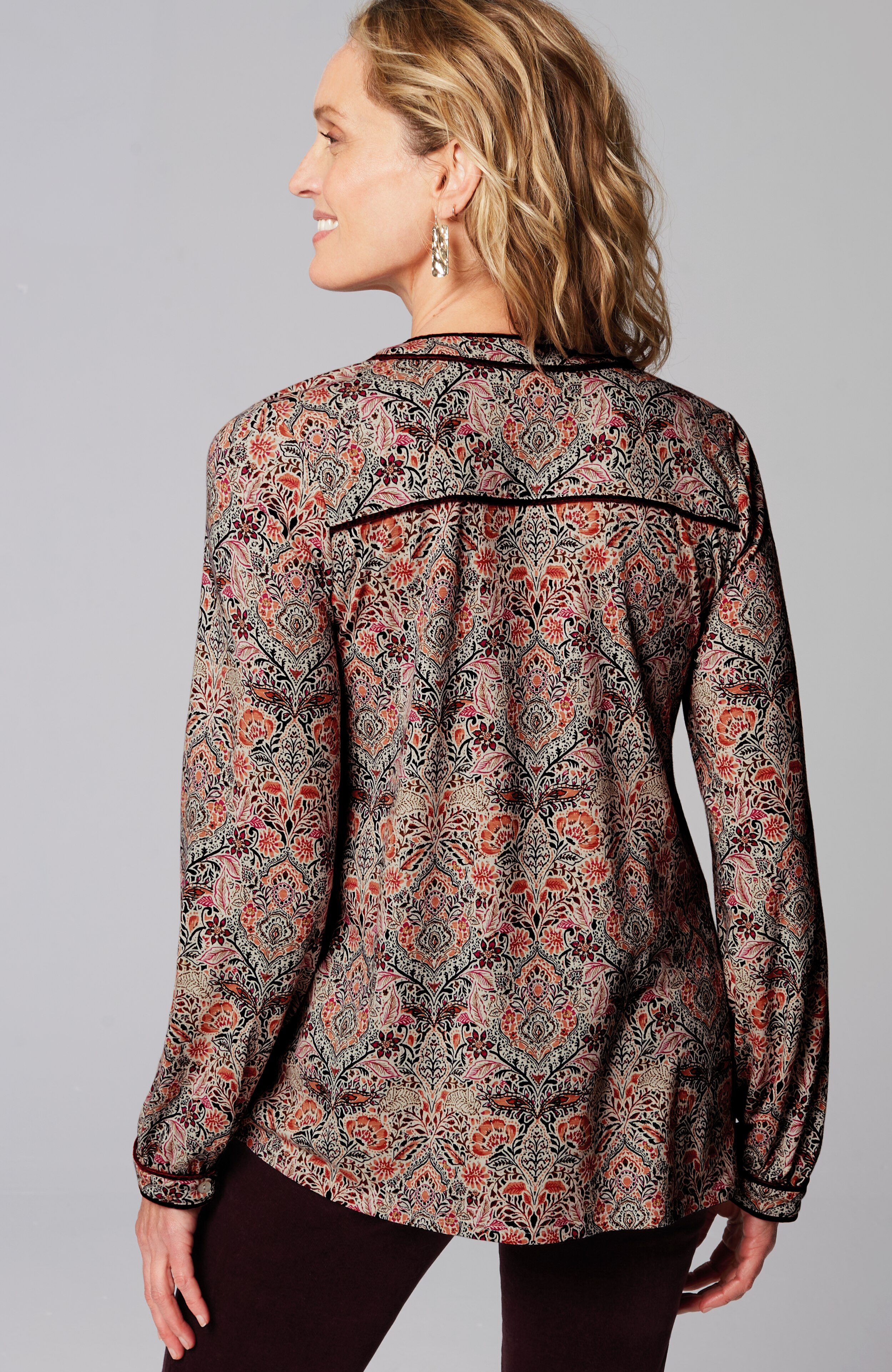 Velvet-Piped Top